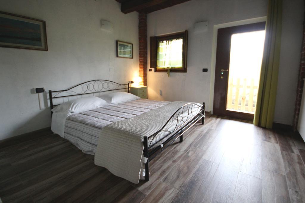 Agriturismo Helianthus Oleggio Exterior photo